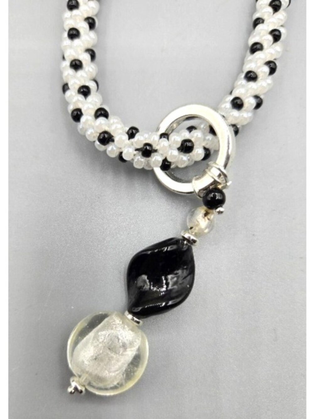 21"Black & White Necklace Medium Seed Bead Kumihimo (Japanese Brading) w/Pendant - Picture 2 of 5